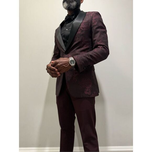 Egara  Slim Fit Embossed Velvet Paisley Dinner Jacket and pants - Picture 1 of 9